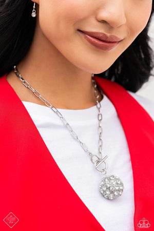Paparazzi Packed and Polished - Silver Necklace