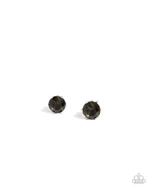 Paparazzi Breathtaking Birthstone - Green Post Earrings (August)