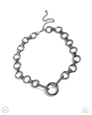 Paparazzi Musings Marvel - Black Choker