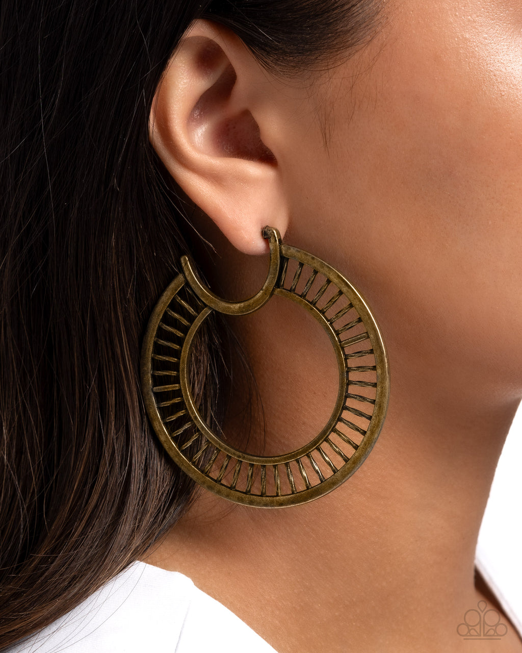 Paparazzi Set the Scene - Brass Earrings