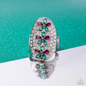 Paparazzi Linear Lush - Green Ring