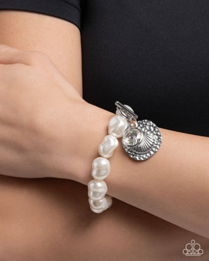 Paparazzi Coastal Cadenza - White Bracelet