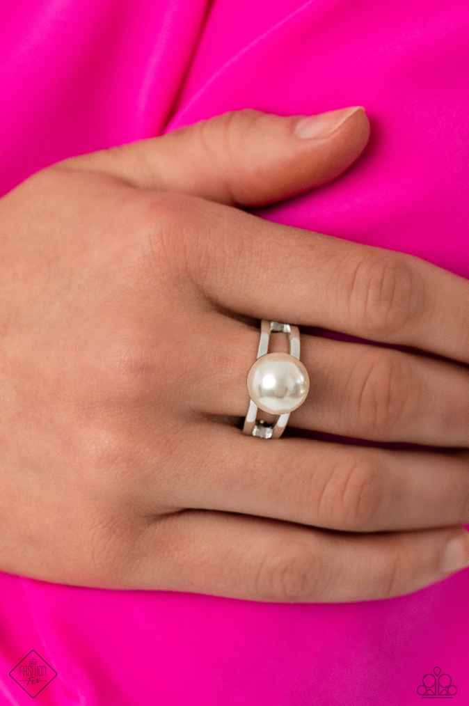 Paparazzi All American PEARL - White Ring
