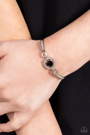 Paparazzi Focused and Fabulous - Black Bracelet