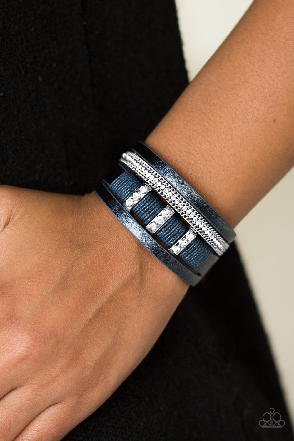 Paparazzi FAME Night - Blue Bracelet