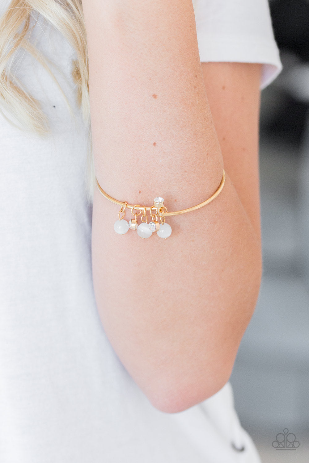 Paparazzi Marine Melody - Gold Bracelet