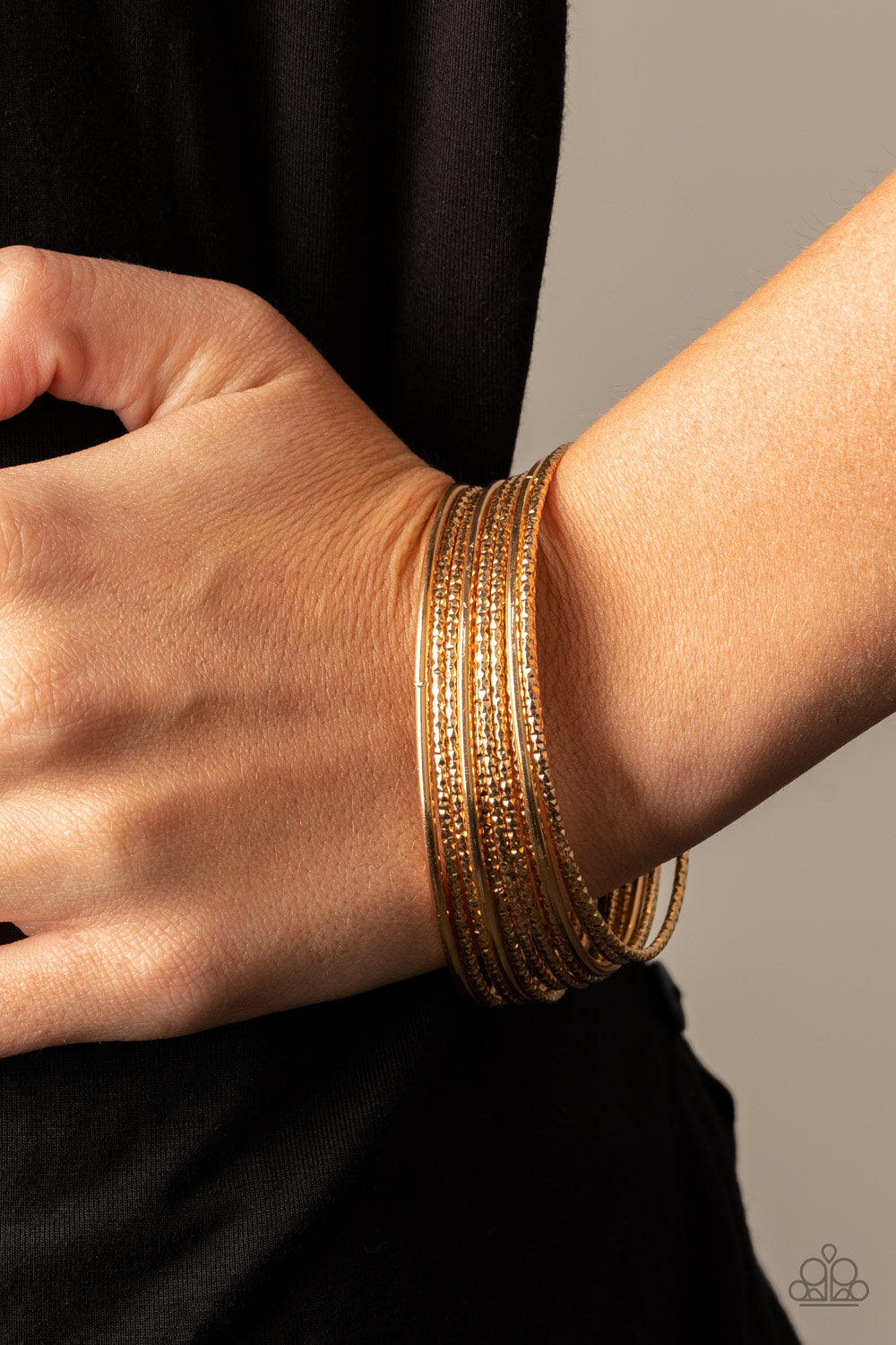 Paparazzi Bangle Babe - Gold Bracelets