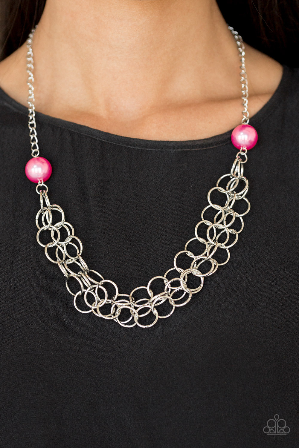Paparazzi Daring Diva - Pink Necklace