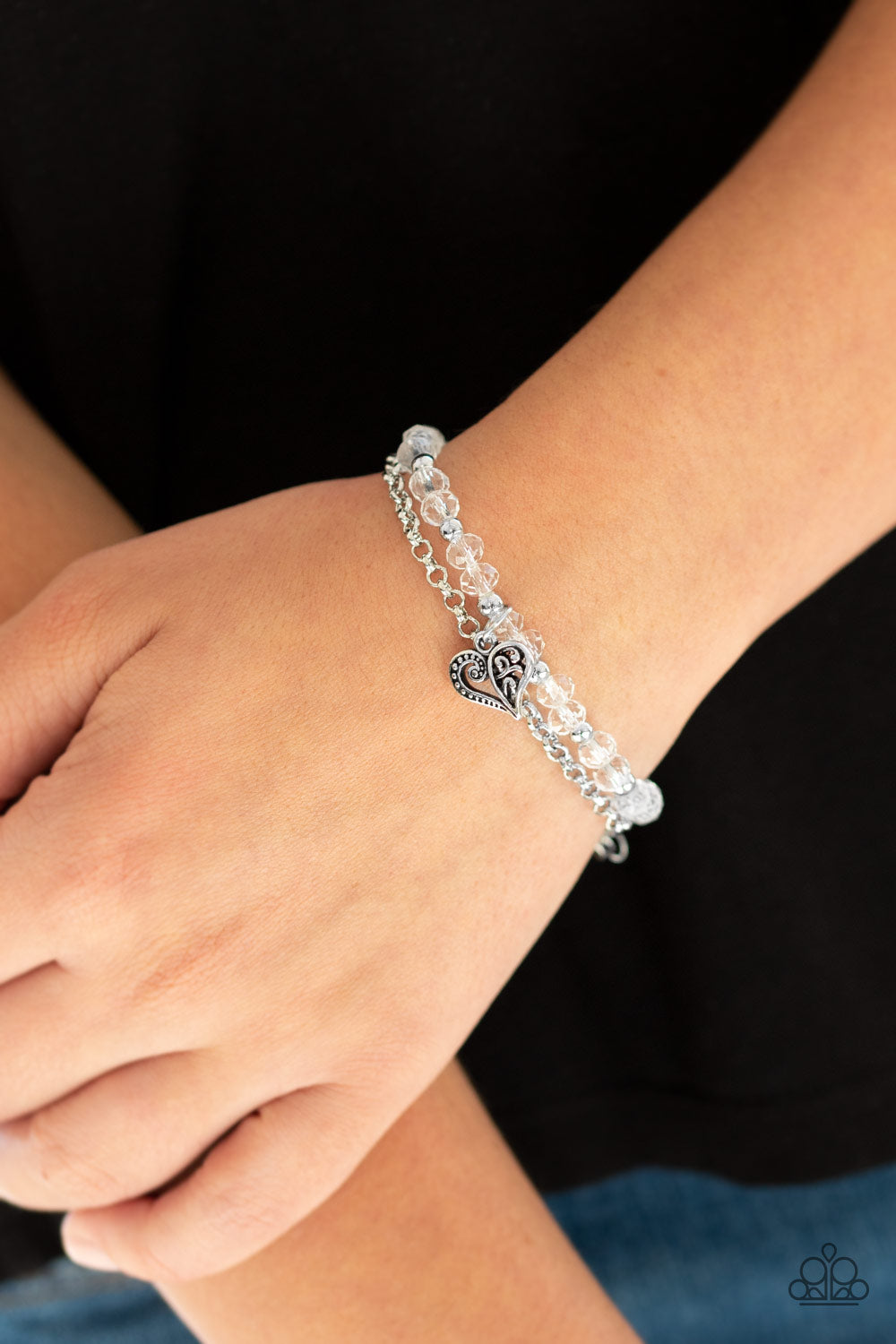Paparazzi Rare Romance - White Bracelet