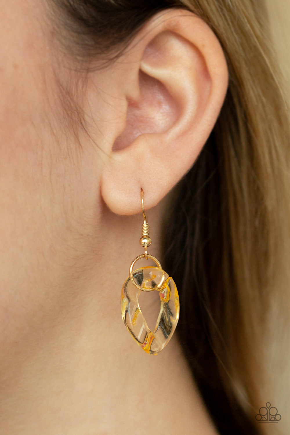 Paparazzi Put It On Ice - Gold Necklace