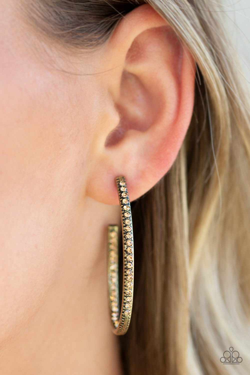 Paparazzi Globetrotting Glitter - Brass Earrings