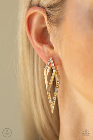 Paparazzi Point-BANK - Gold Earrings
