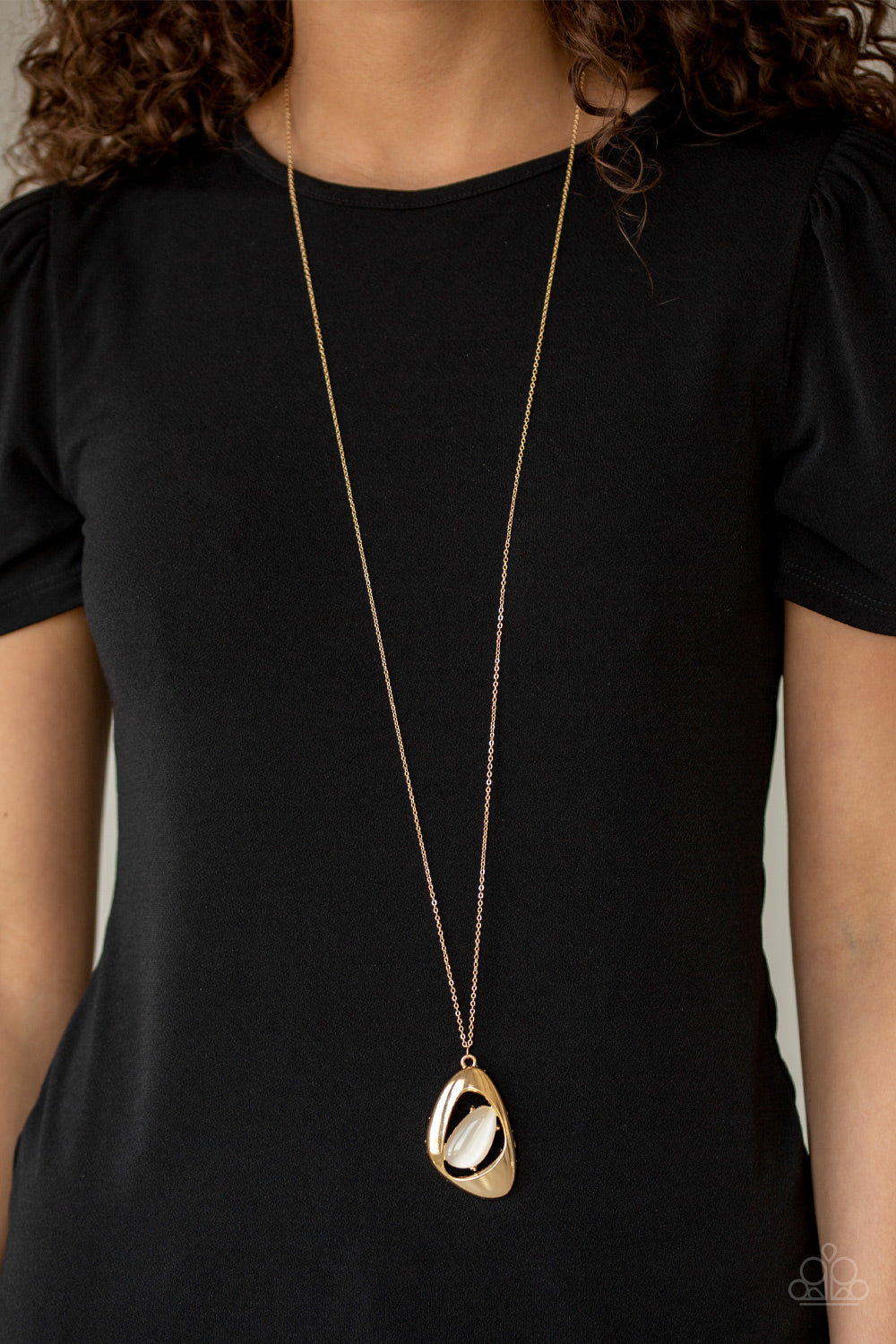 Paparazzi Asymmetrical Gold Necklace - Spellbound Jewelz