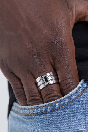 Paparazzi Champions Club - Black Ring