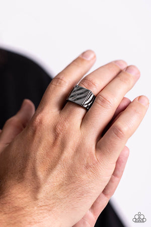 Paparazzi Illusion - Black Ring