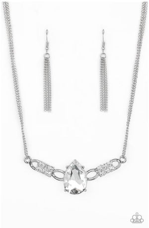 Paparazzi Life of the Party Exclusive - Way To Make An Entrance White Necklace - Spellbound Jewelz