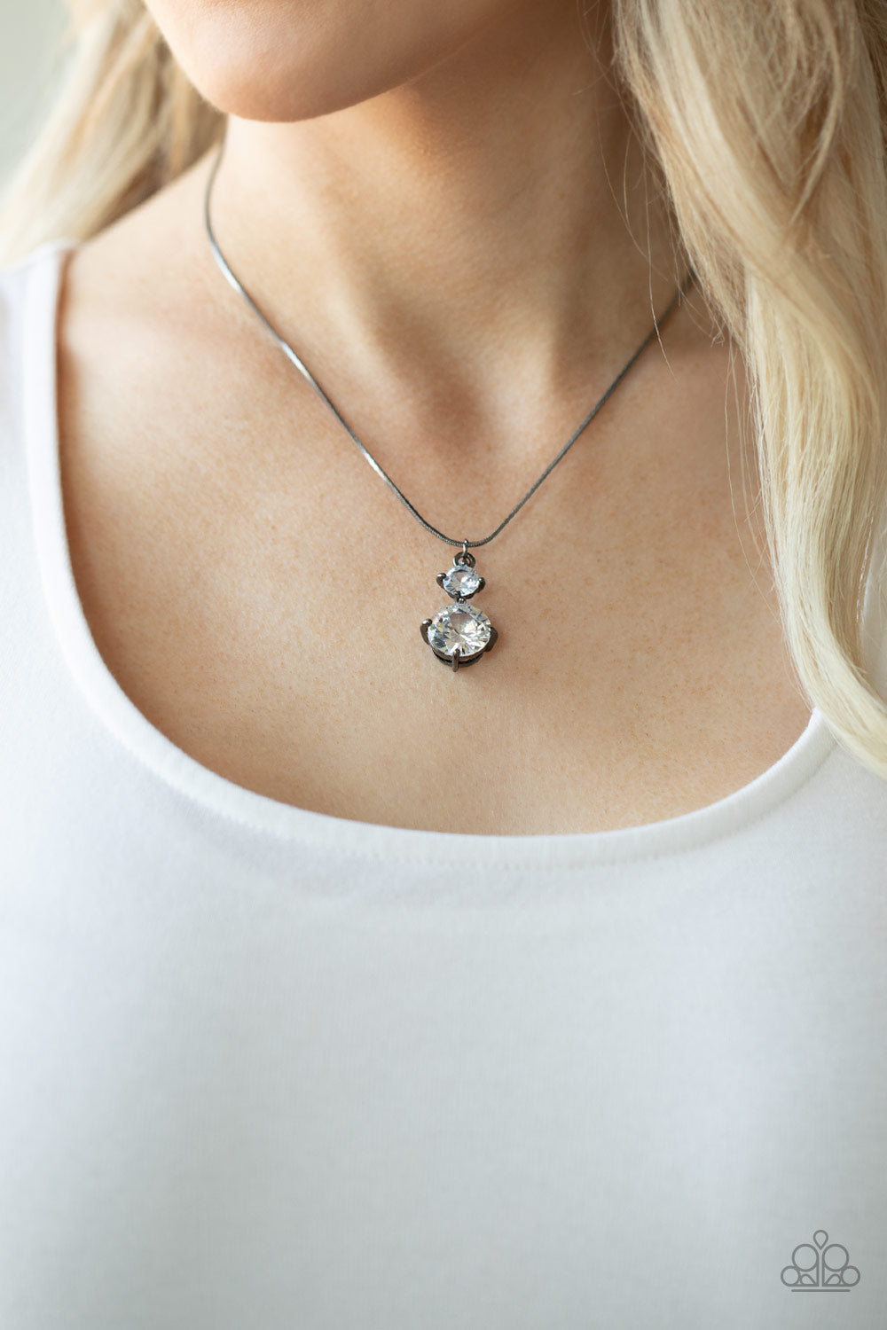 Paparazzi Life of the Party Exclusive - Top Dollar Diva - Black Necklace
