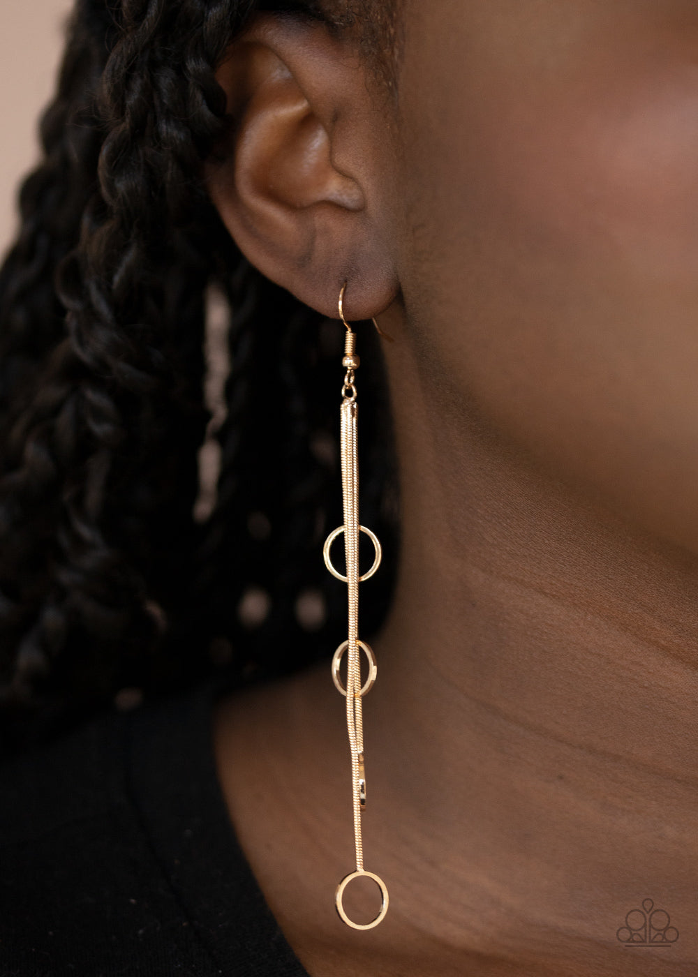 Paparazzi Full Swing Shimmer - Gold Earrings