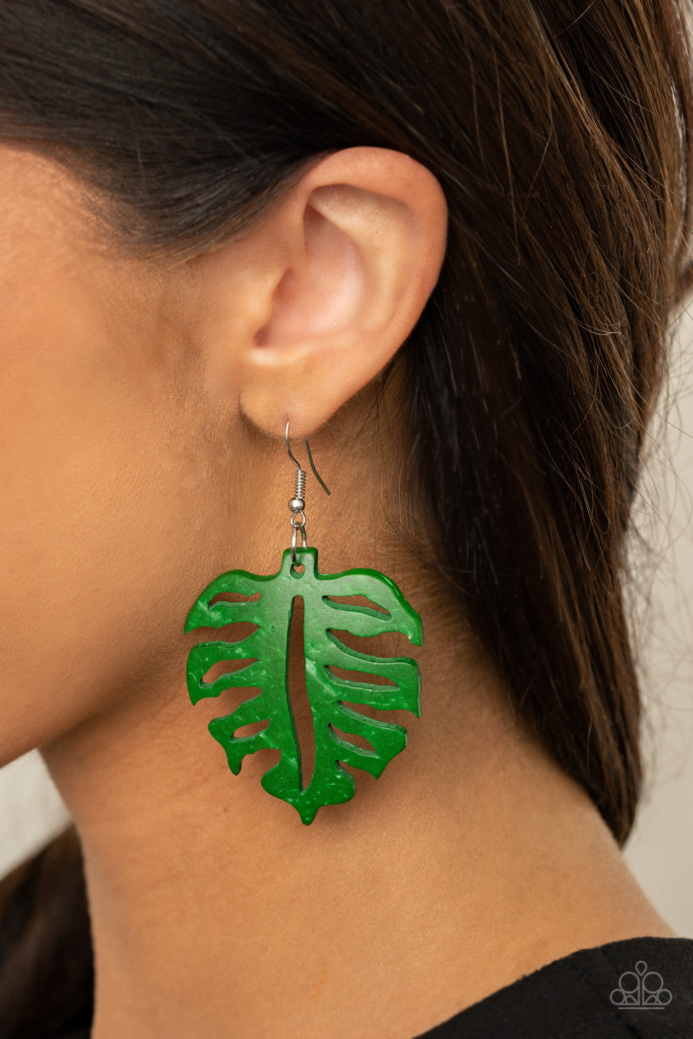 Paparazzi Shake Your PALMS PALMS - Green Earrings