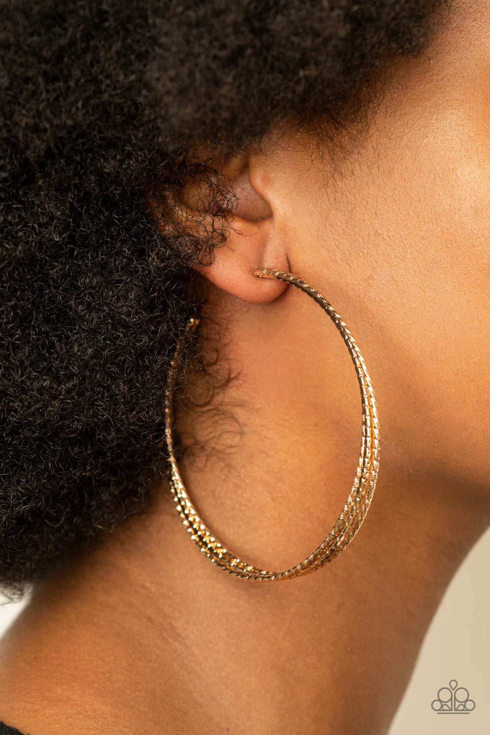 Paparazzi Watch and Learn - Gold Earrings
