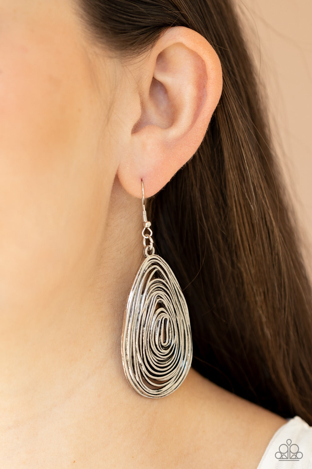 Paparazzi Rural Ripples - Silver Earrings