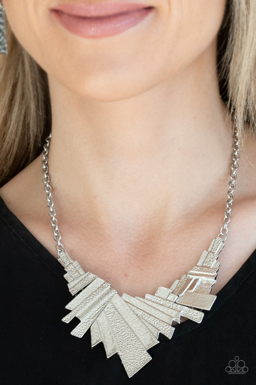 Paparazzi Happily Ever AFTERSHOCK - Silver Necklace
