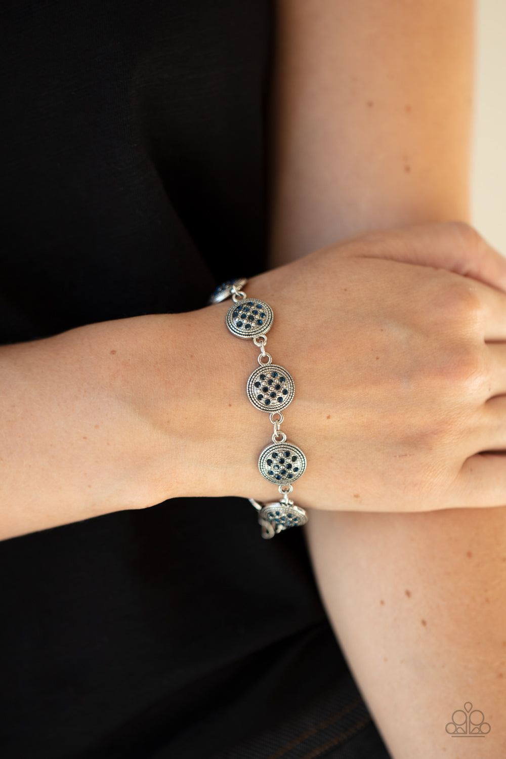 Paparazzi By Royal Decree - Blue Bracelet
