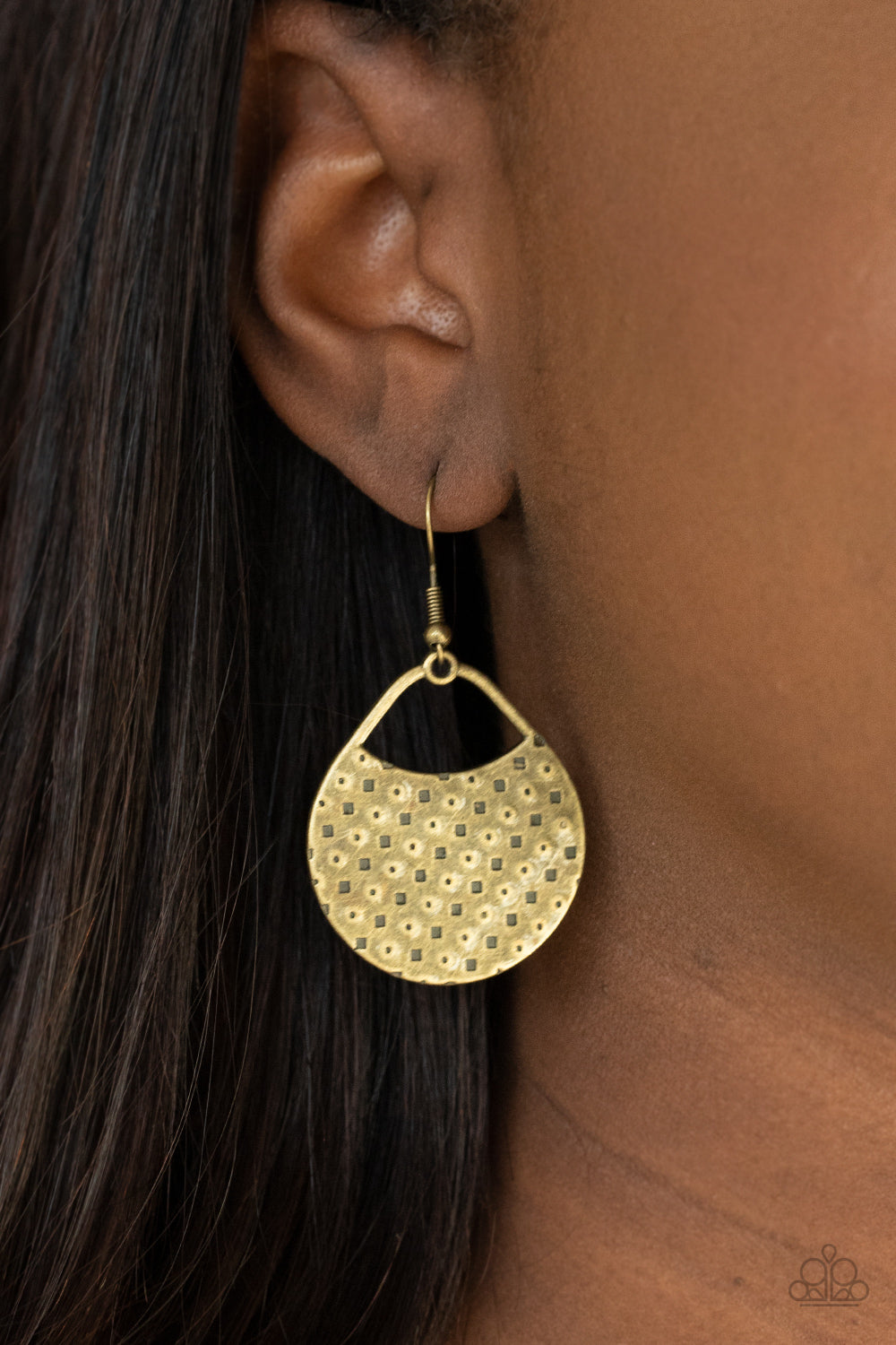 Paparazzi I'm Sensing a Pattern Here - Brass Earrings