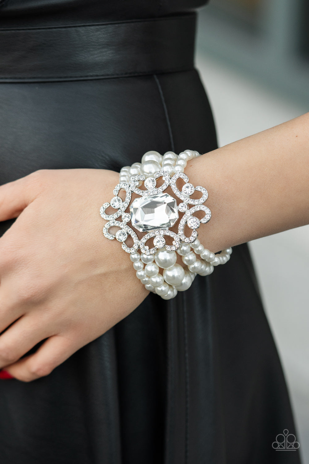 Paparazzi EMP 2021 - Rule The Room - White Bracelet
