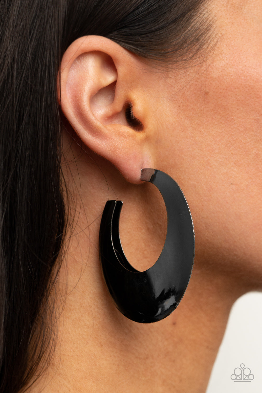 Paparazzi Going OVAL-board - Black Earrings