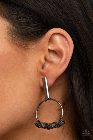 Paparazzi Set Into Motion - Black Earrings