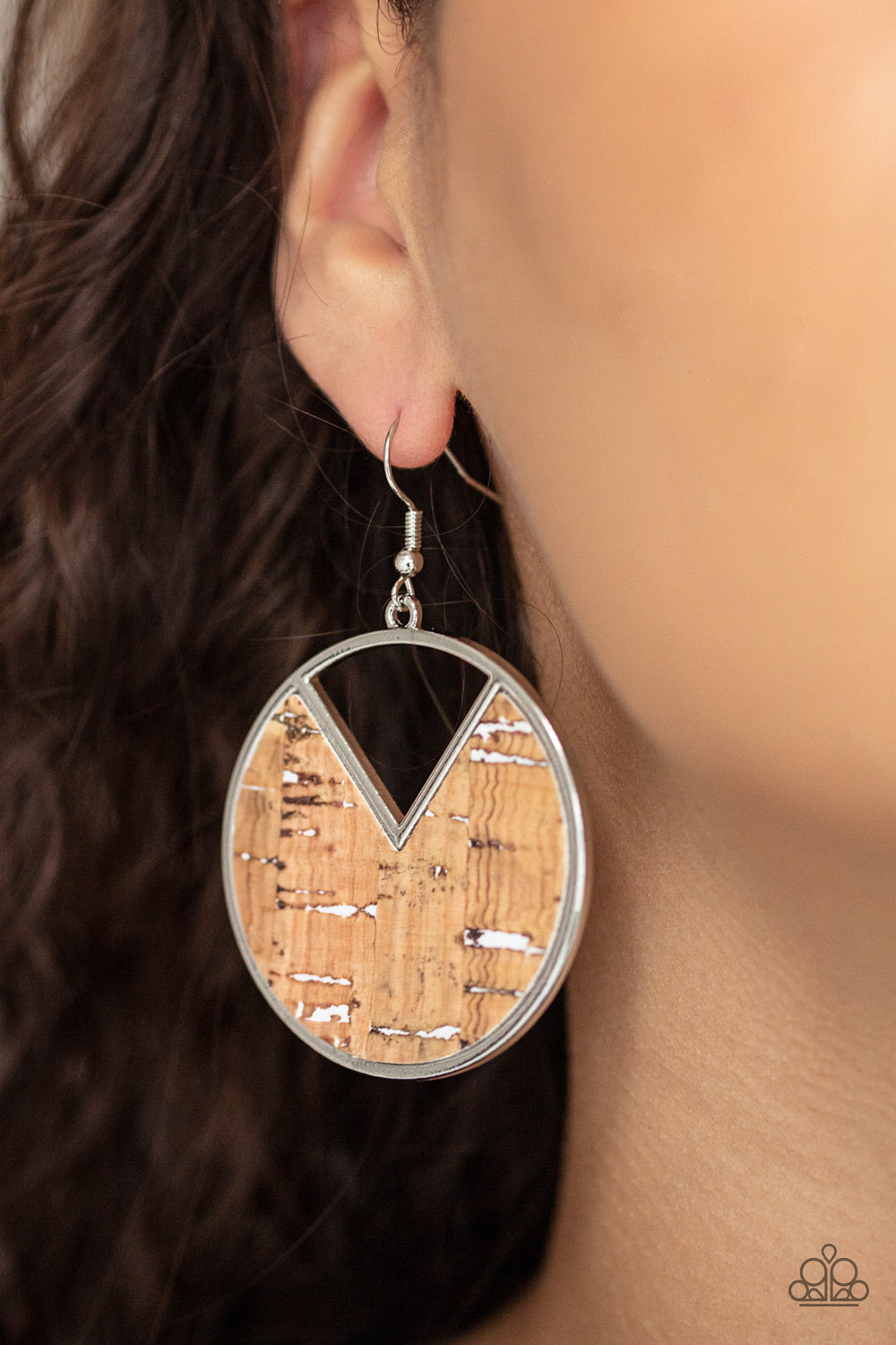 Paparazzi Nod to Nature - White Earrings
