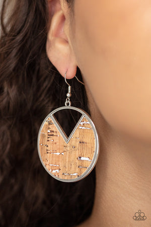 Paparazzi Nod to Nature - White Earrings
