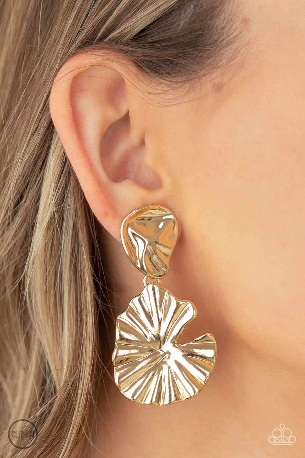 Paparazzi Empress Of The Amazon - Gold Earrings