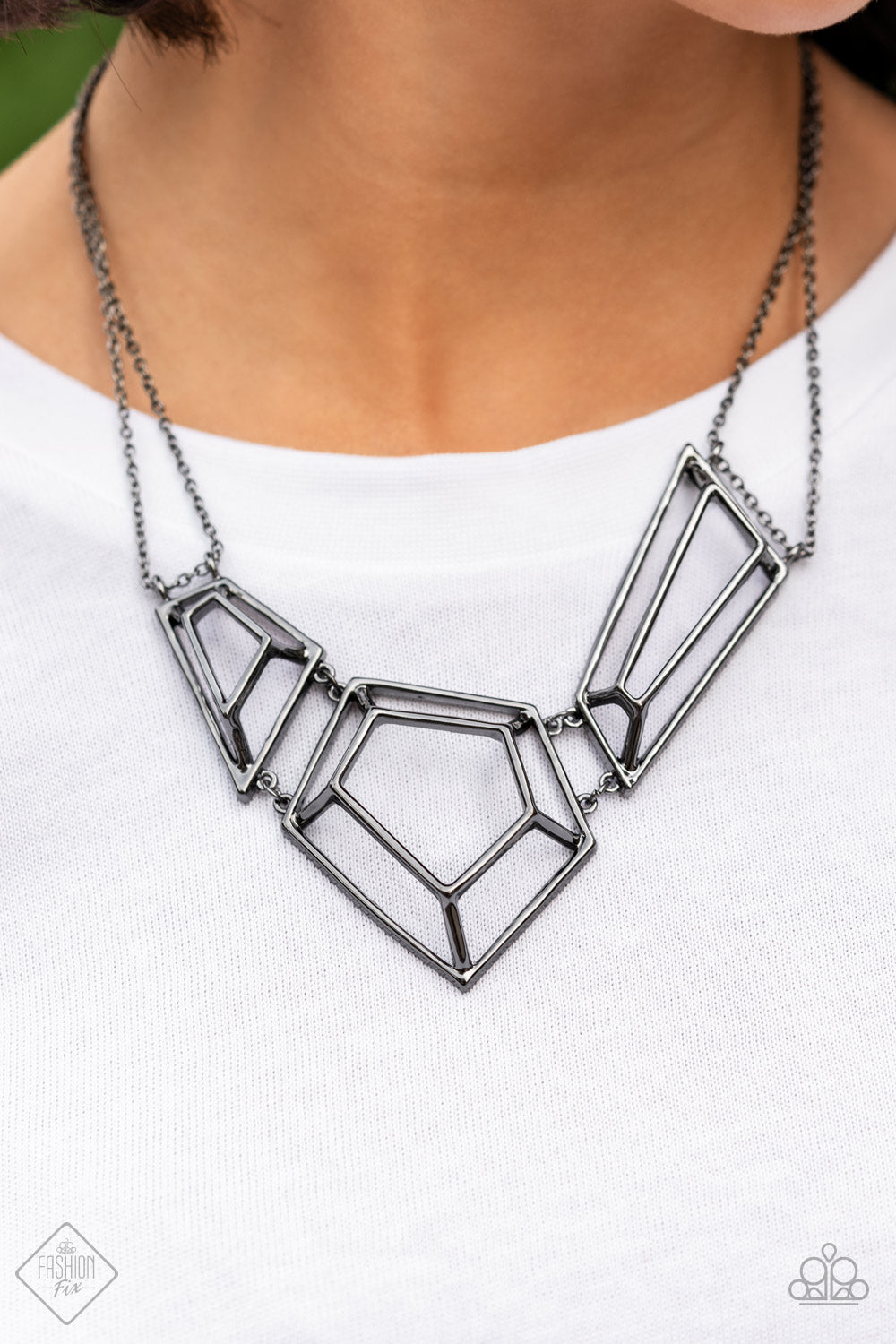 unmetal bars connect into edgy 3-dimensional frames