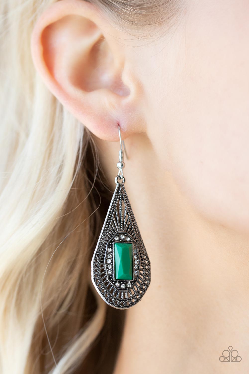 Paparazzi Deco Dreaming - Green Earrings