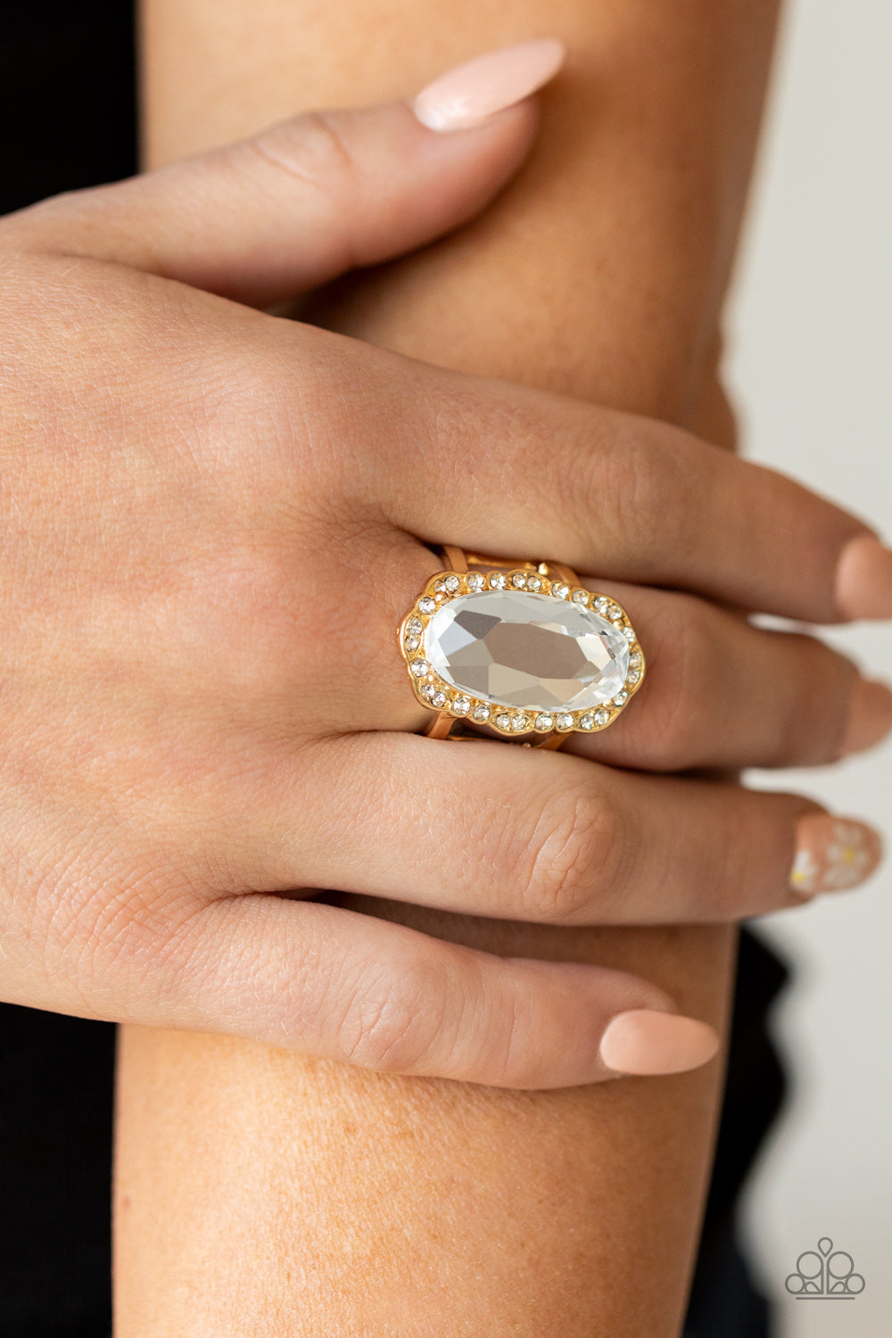 Paparazzi Life of the Party September 2021 Exclusive - BLING to Heel Gold Ring