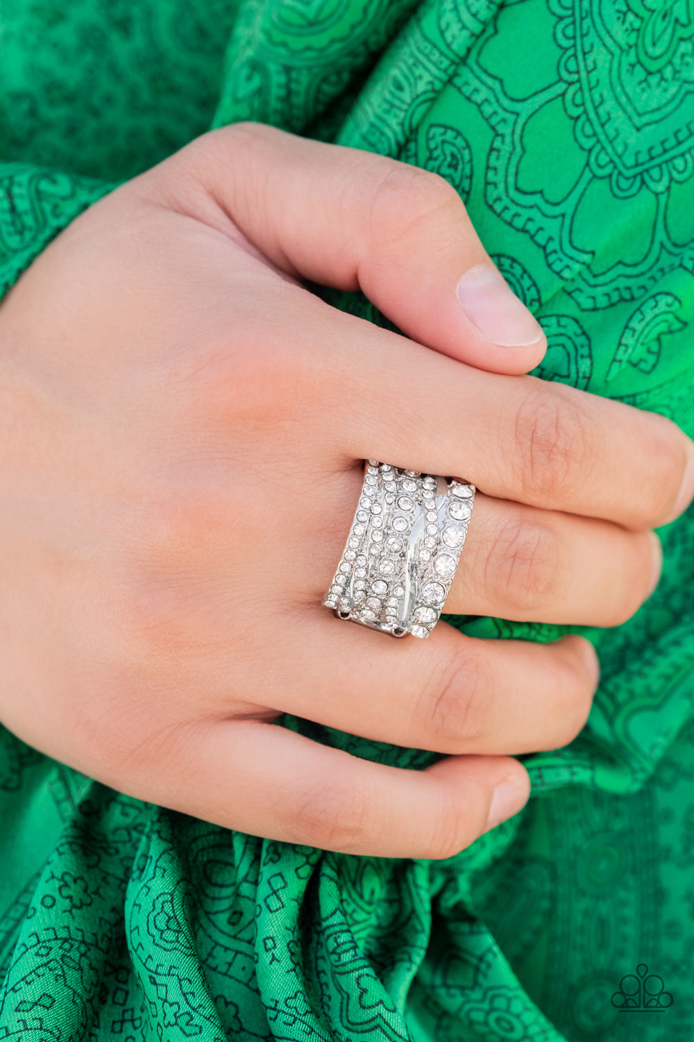 Paparazzi Life of the Party October 2021 - Exclusive Elegance White Ring