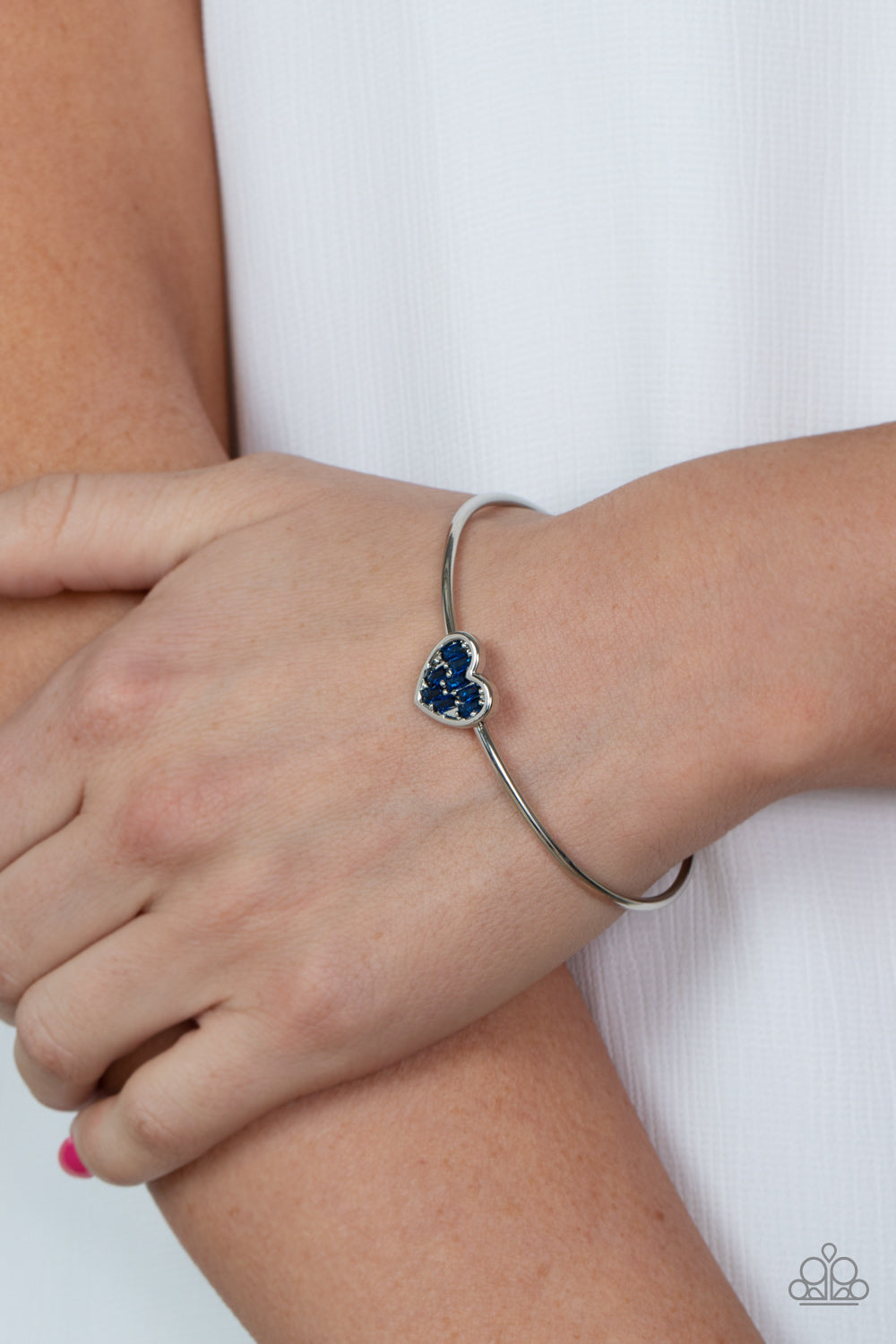 Paparazzi Heart of Ice - Blue Bracelet