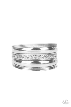 Paparazzi Egyptian Essence - Silver Bracelet