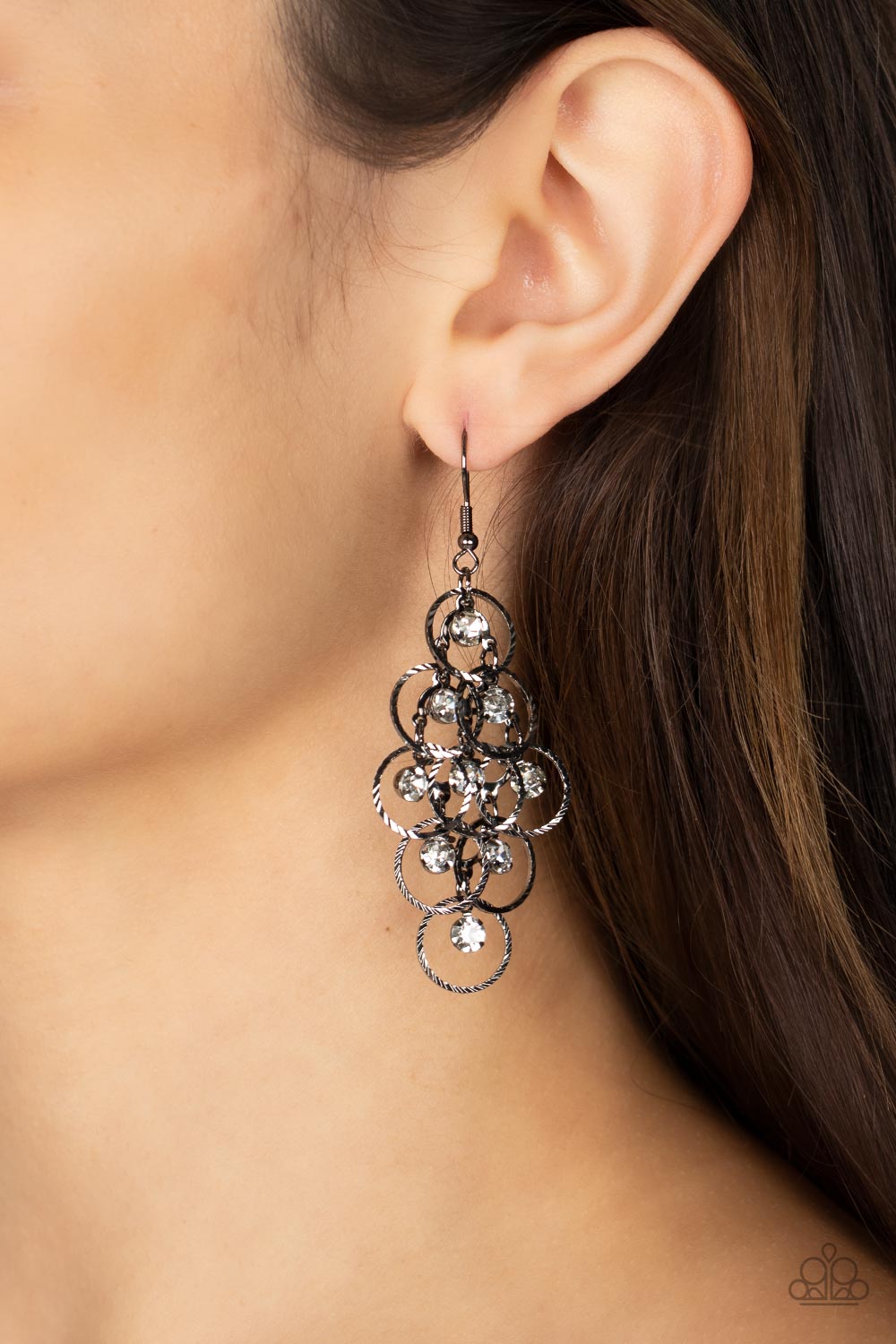 Paparazzi Head Rush - Black Earrings