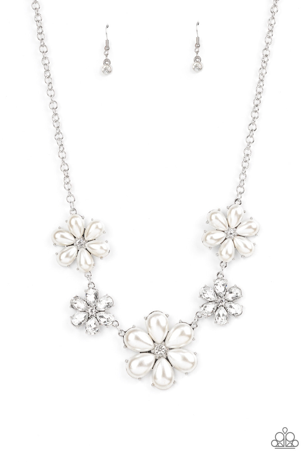 Paparazzi Life of the Party - Fiercely Flowering - White Necklace