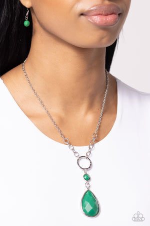 Paparazzi Valley Girl Glamour - Green Necklace
