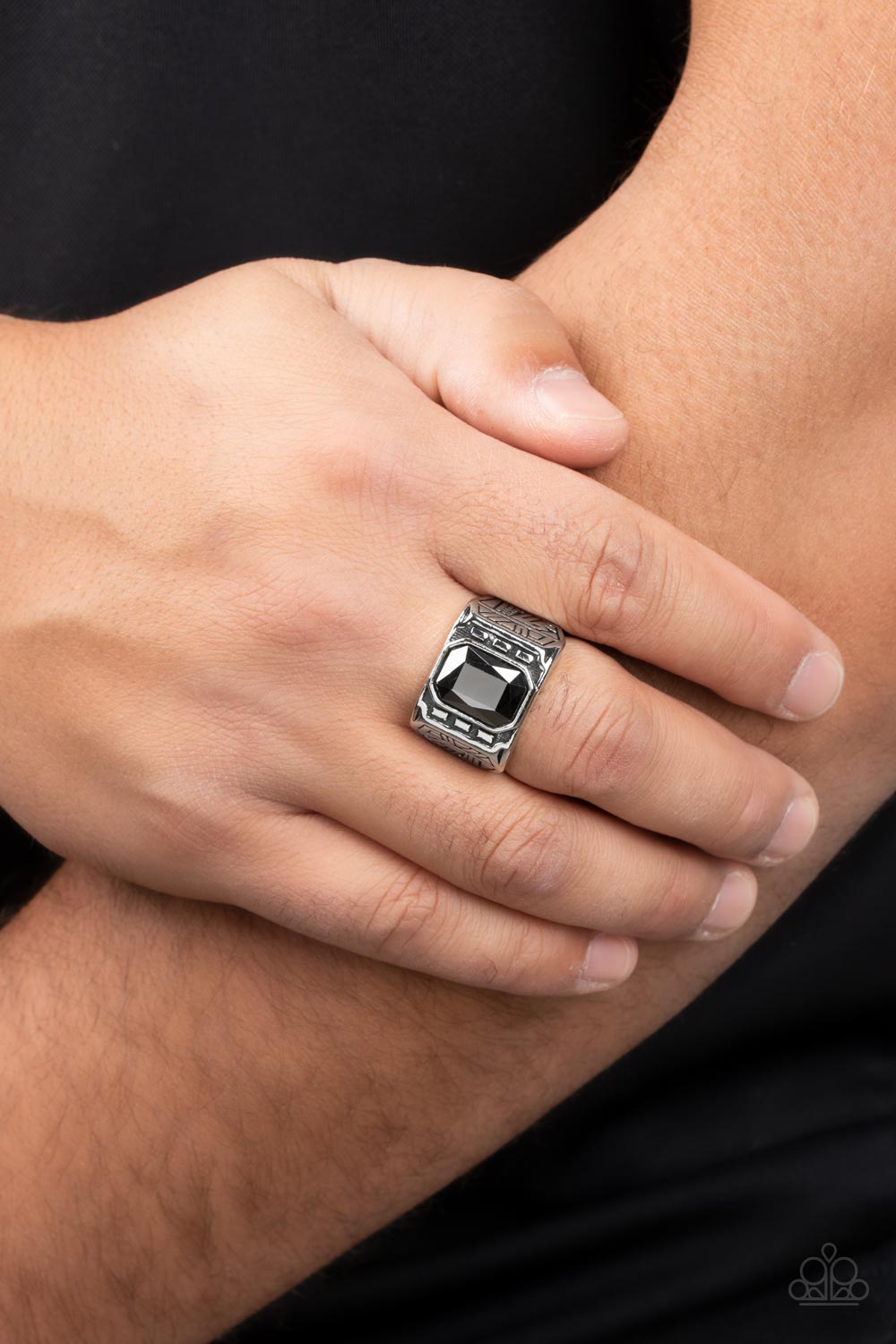 Paparazzi Metro Magnate - Silver Ring