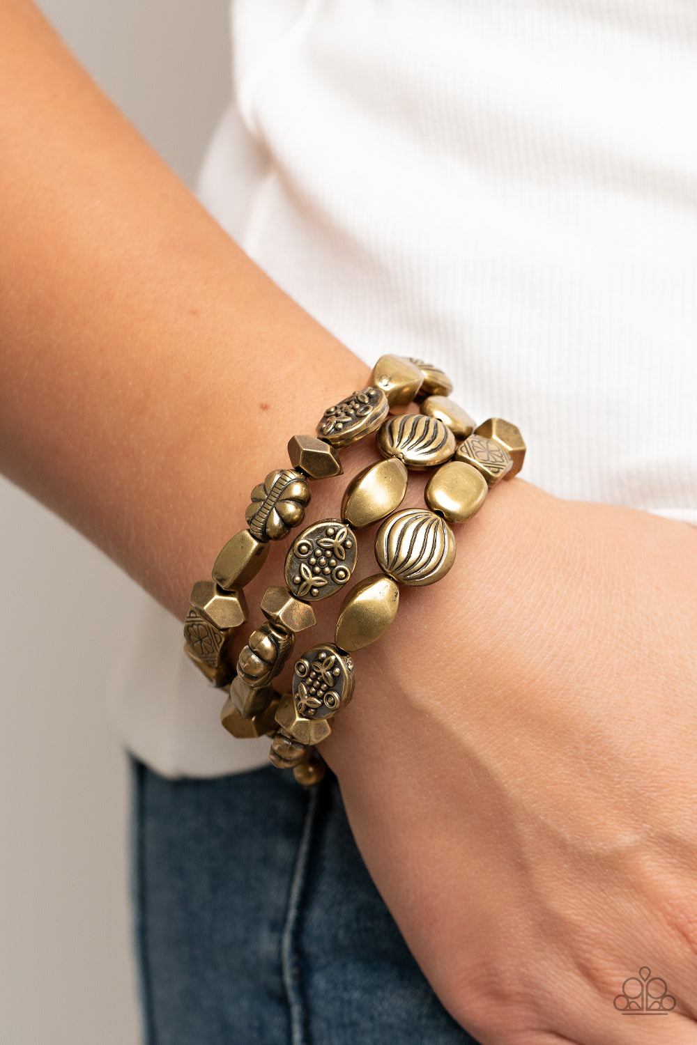 Paparazzi Charmingly Cottagecore - Brass Bracelet