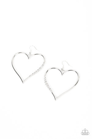 glassy white rhinestones adorns a curvaceous silver heart frame, resulting in a heart-stopping sparkle