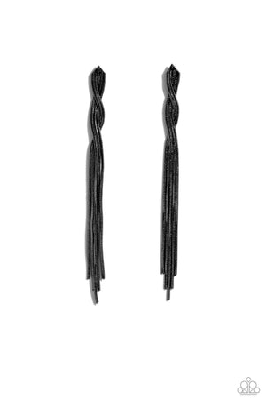 Paparazzi Ropin Rodeo Queen - Black Earrings