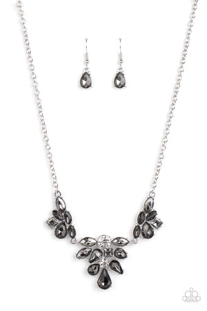 Paparazzi Completely Captivated - Silver Necklace