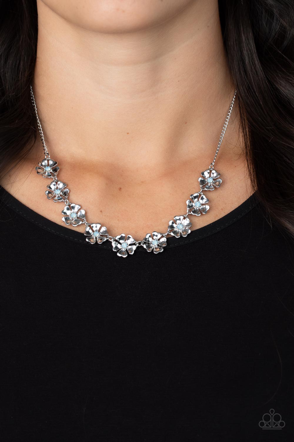 Heart-shaped silver petals bloom 