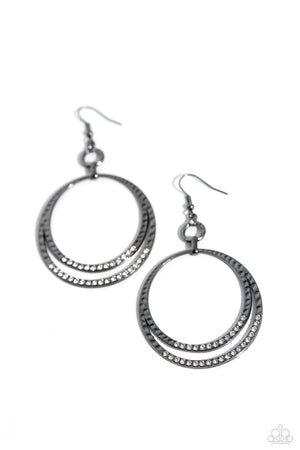 Paparazzi Spin Your HEELS - Black Earrings